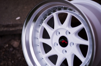 JR26 japan racing wheels details