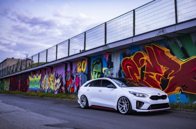 Kia Proceed