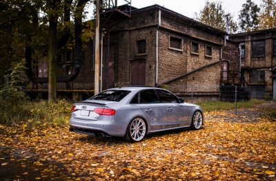 Audi A4 / S4 / RS4