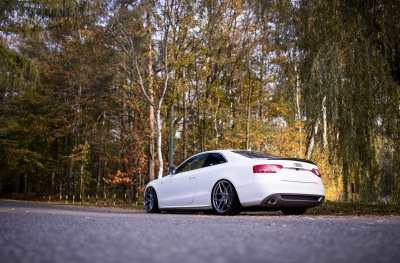 Audi Glossy Black