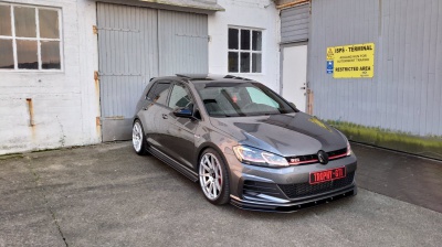 Volkswagen Golf / R / GTI