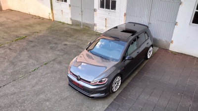 Volkswagen Golf / R / GTI