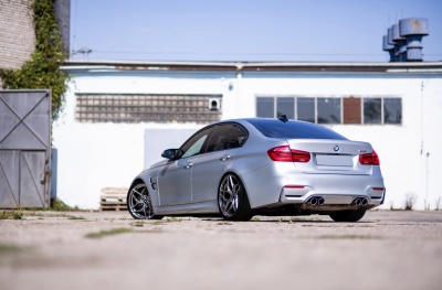 BMW Hyper Black