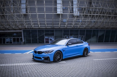 BMW 4 Series / M4