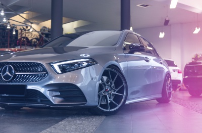 Mercedes-Benz pics