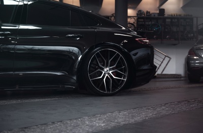 Porsche japan racing wheels details