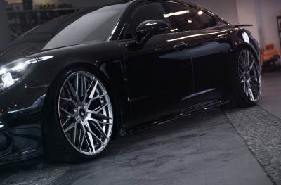 Porsche Hyper Black