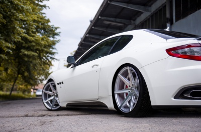 Maserati japan racing wheels details