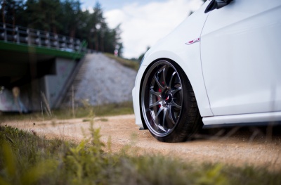 Volkswagen Golf / R / GTI