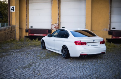 BMW images