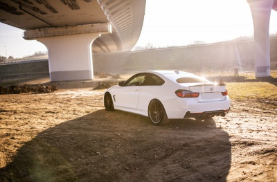 BMW 4 Series / M4