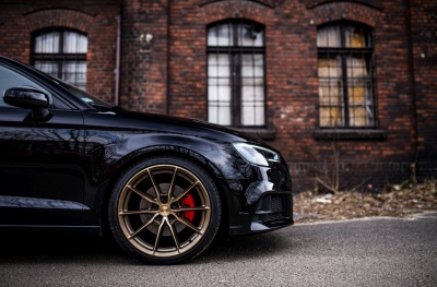Audi Bronze