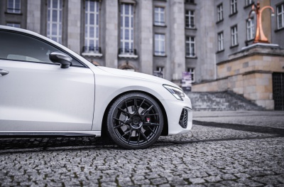 Audi japan racing rim details