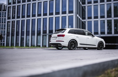 Audi Q7 / SQ7