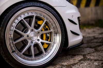 Volkswagen japan racing rim details