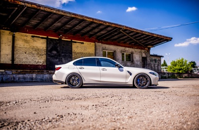 BMW SL01