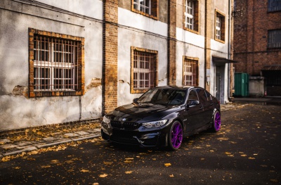BMW Gloss Candy Violet