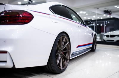 BMW 4 Series / M4