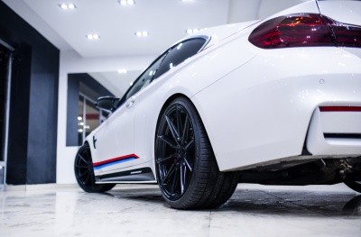 BMW 4 Series / M4