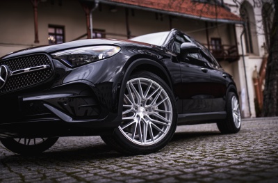 Mercedes-Benz japan racing rim details