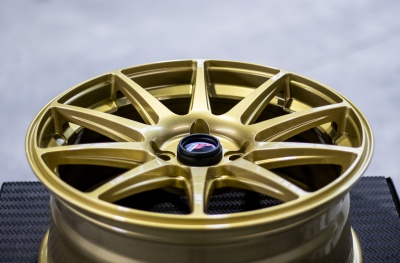 JR11 Gloss Gold