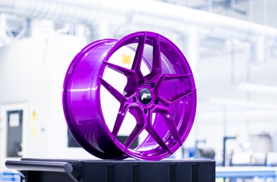 JR34 Gloss Candy Violet