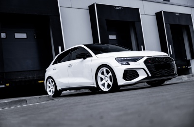 Audi White