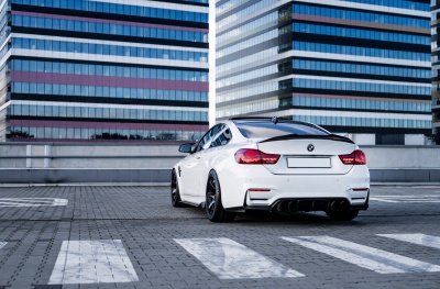 BMW 4 Series / M4