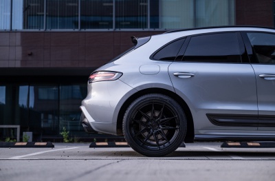 Porsche japan racing wheels details
