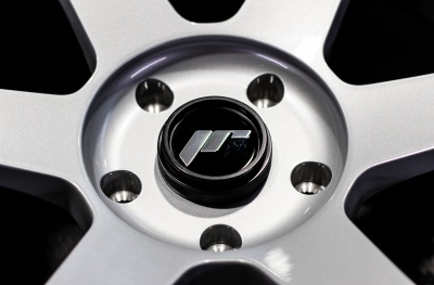 JR3 Gloss Silver