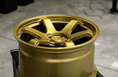 SL03 Gloss Gold