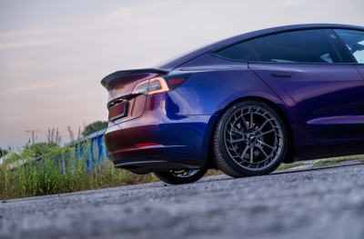Tesla japan racing rims