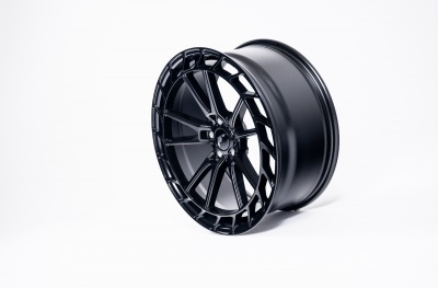 JR45 Glossy Black