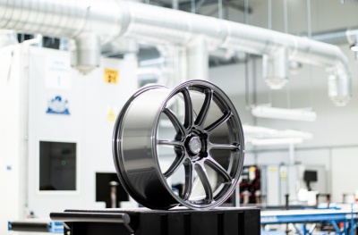 SL04 japan racing rim details