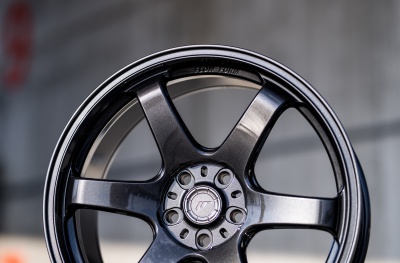 SL03 Gloss Graphite