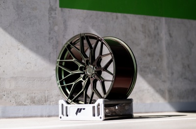 JR46 Gloss Bronze-Green Chameleon