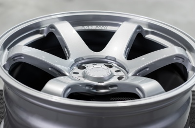 SL03 Gloss Silver