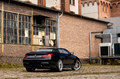 BMW 6 Series / M6