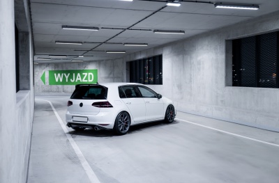 Volkswagen Golf / R / GTI