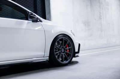 Volkswagen japan racing wheels details