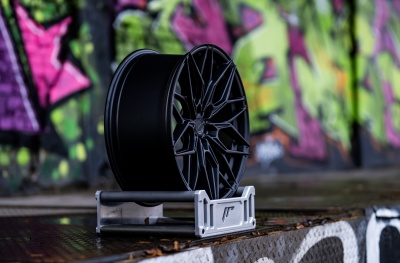 JR46 Matt Black