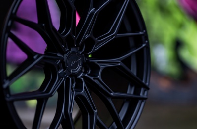 JR46 Matt Black