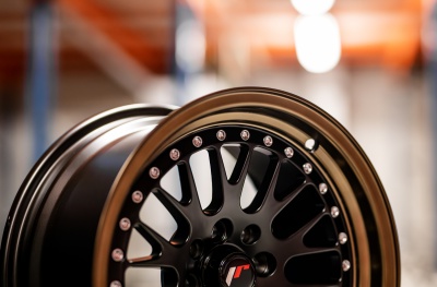 JR10 Matt Black Bronze Lip