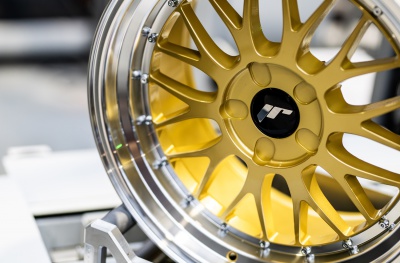 JR23 japan racing wheels details