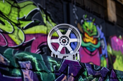 JR12 japan racing rim details
