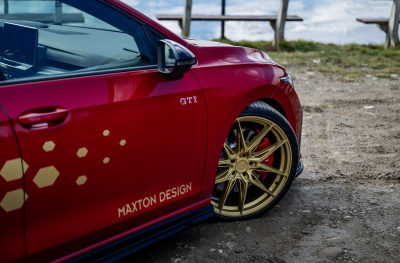 Volkswagen Golf / R / GTI