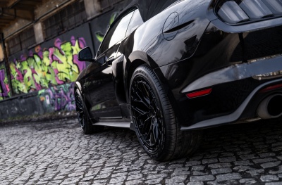 Ford japan racing rim details