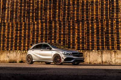Mercedes-Benz pics