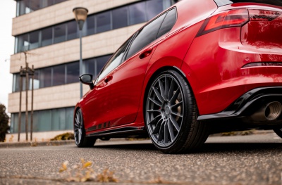 Volkswagen Golf / R / GTI