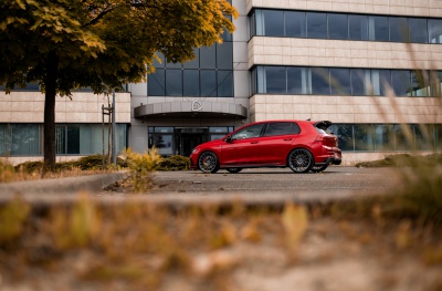 Volkswagen Golf / R / GTI